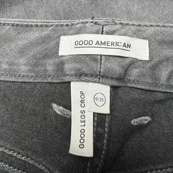 𝅺good American Good Legs Crop Raw Edge | Black071 Size 0/25 - Picture 9 of 10